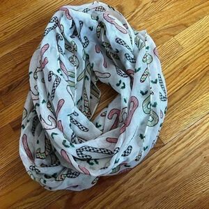 Infinity candy cane scarf 🧣